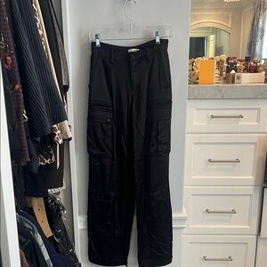 Alice + Olivia womens sleek black
Cargo pants